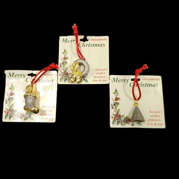 MERRY CHRISTMAS PEWTER GRAY TREE ORNAMENTS. - Picture 2 of 2